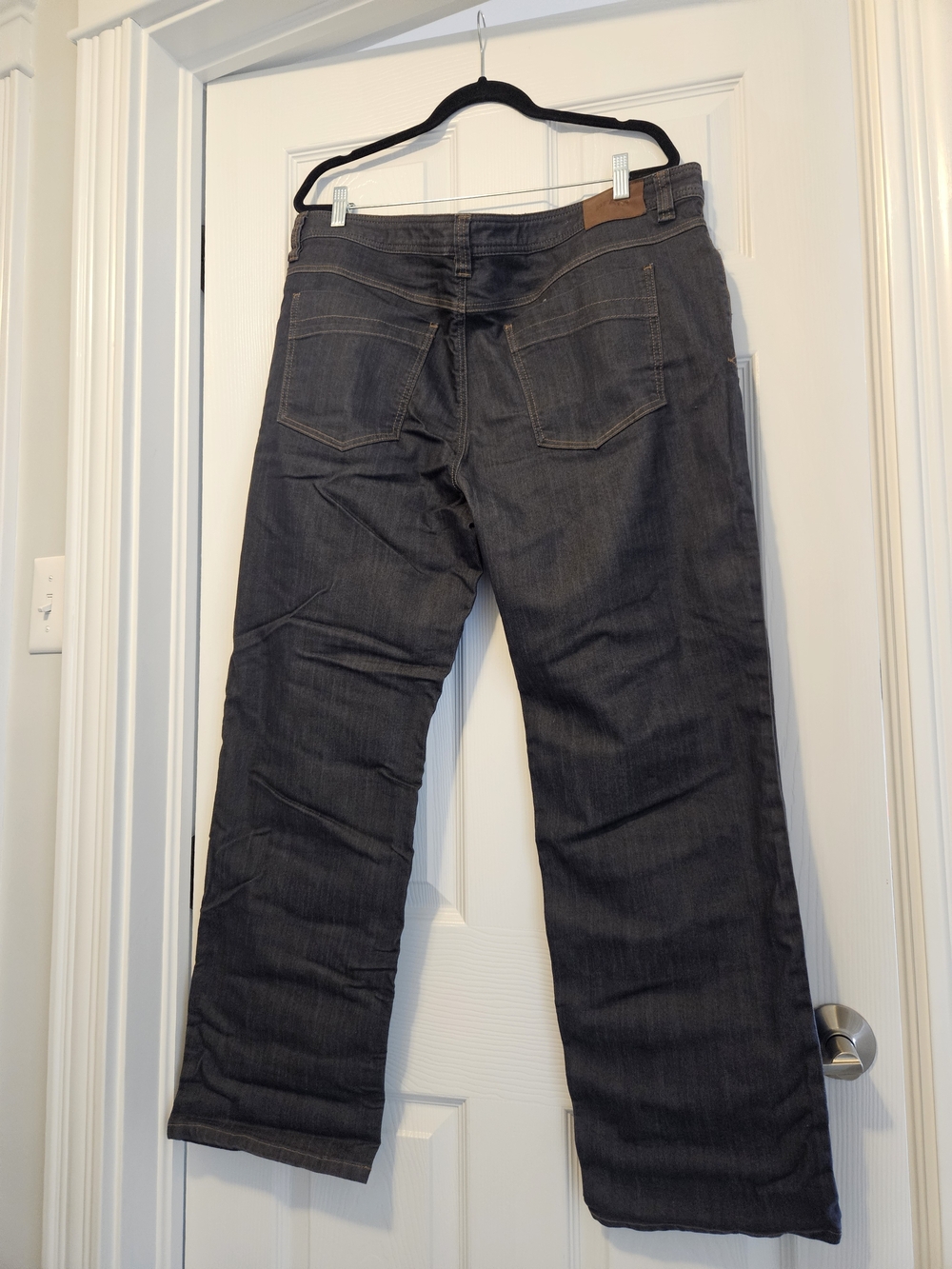 Prana Men’s Dark Blue Slim Straight Jeans with Brown Leather Patch - Picture 3 of 4